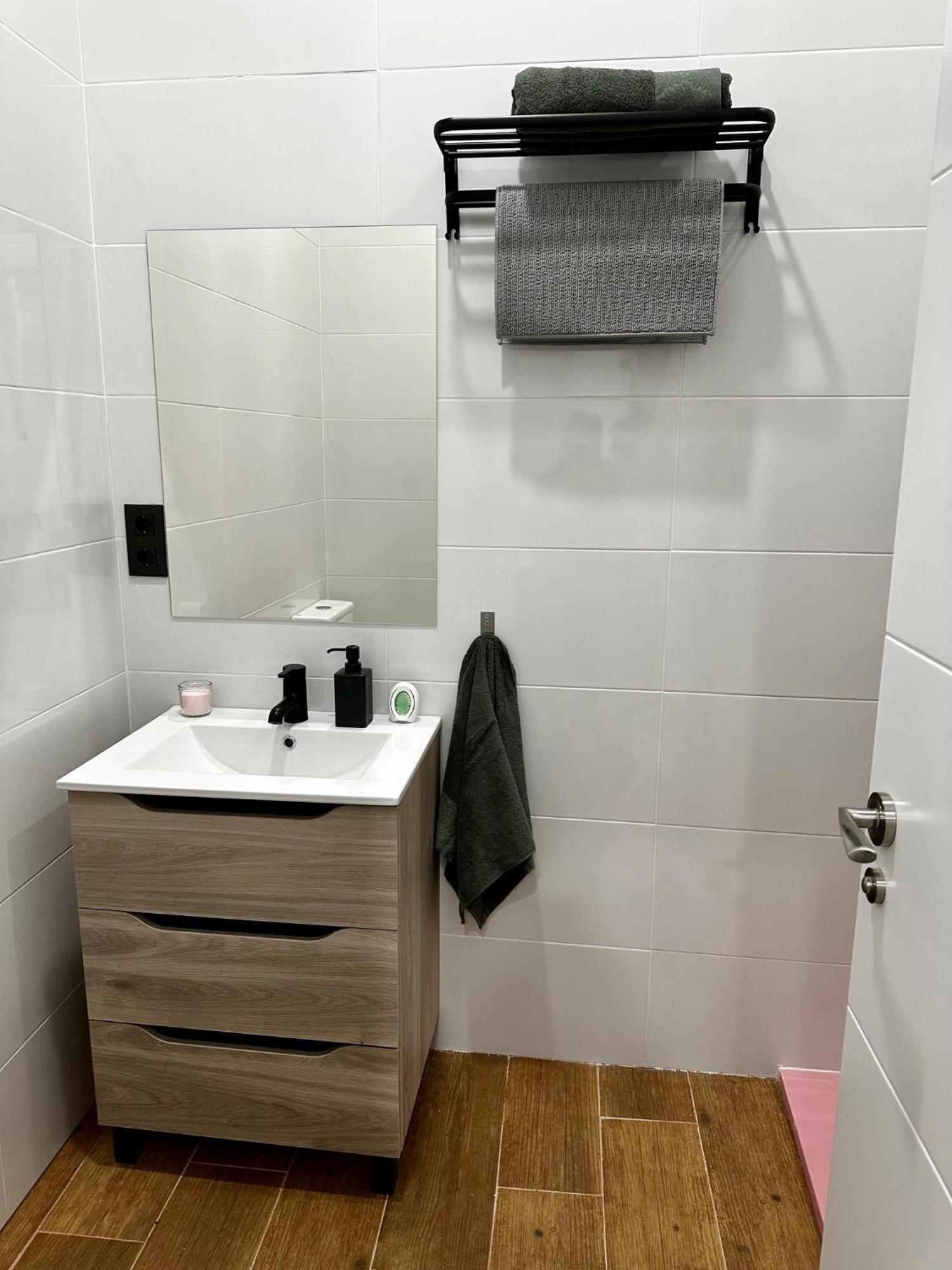 Love Fuencarral Apartment Madrid Bagian luar foto